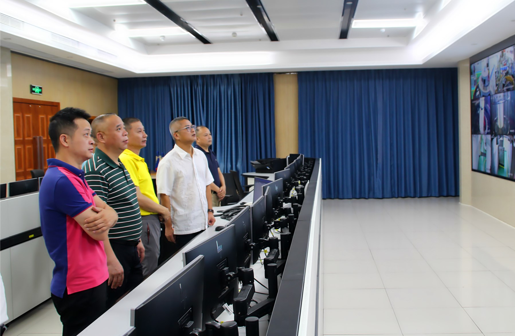 1631953326138432.jpg 1631953326138432.jpg